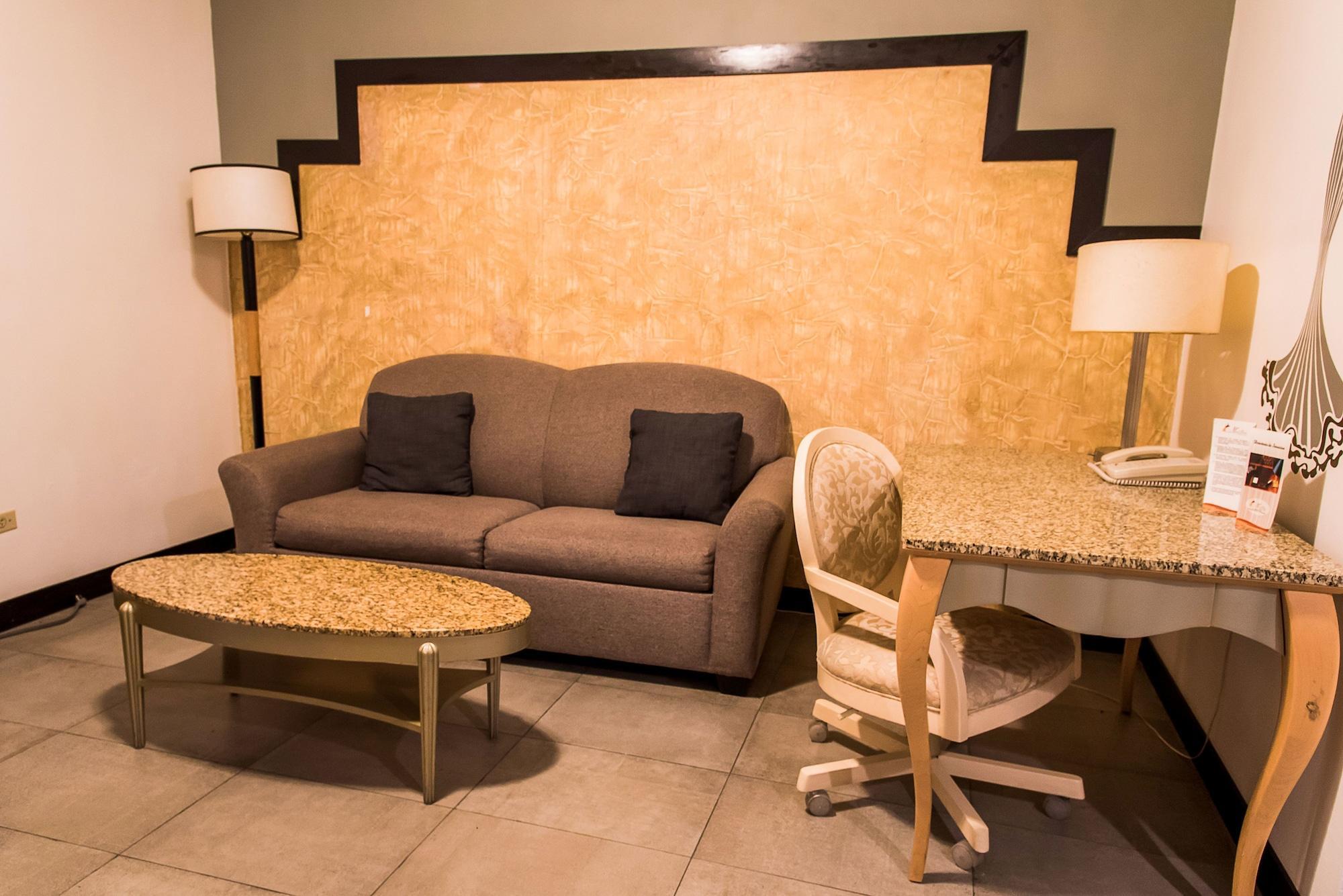Business Hotel & Suites Maria Bonita Ciudad Juárez Zewnętrze zdjęcie
